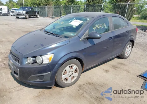 2015 Chevrolet Sonic Ls Auto z USA, uszkodzony, nr VIN 1G1JA5SH4F4135560